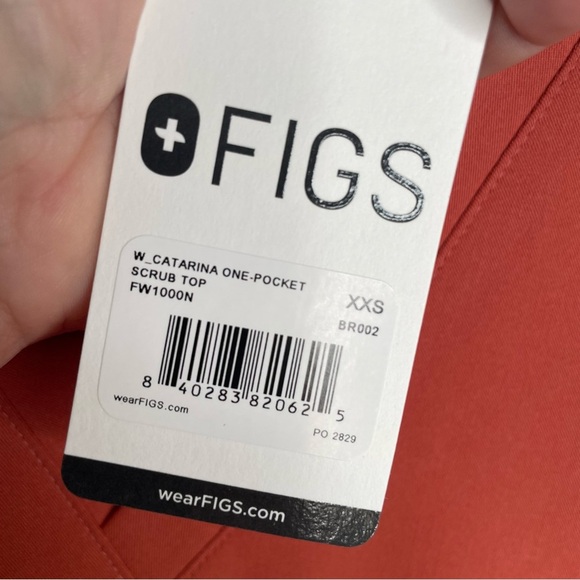 Figs Catarina One-Pocket Scrub Top in Coral/Orange XXS - Picture 9 of 11